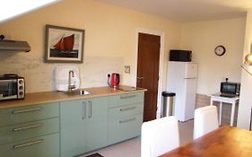 Glendalough Scenery Farmhouse